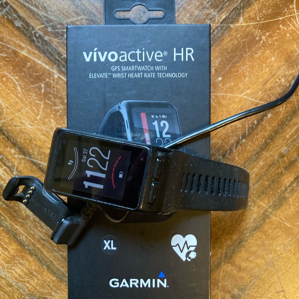 Garmin Black Smartwatch with Sporty Design and Digital Display